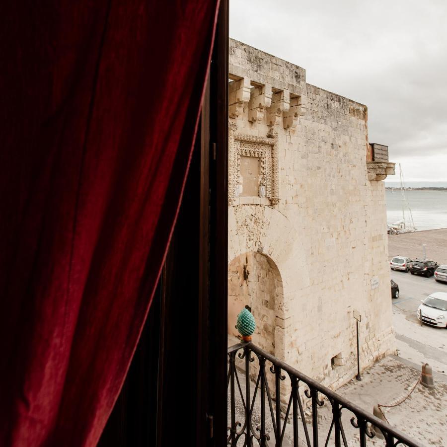 Bed and Breakfast Palazzo Giunta - Porta Marina Ortigia à Syracuse Extérieur photo