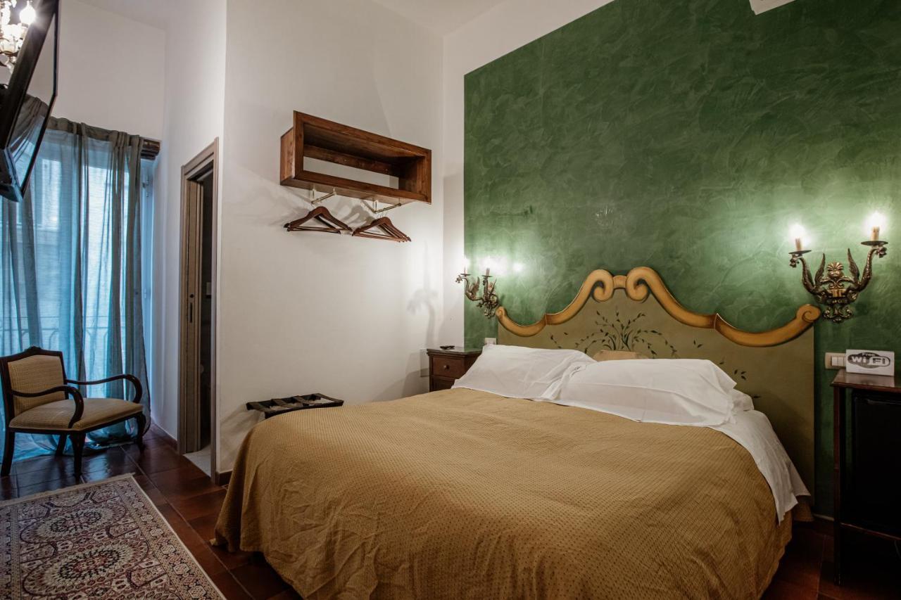 Bed and Breakfast Palazzo Giunta - Porta Marina Ortigia à Syracuse Extérieur photo