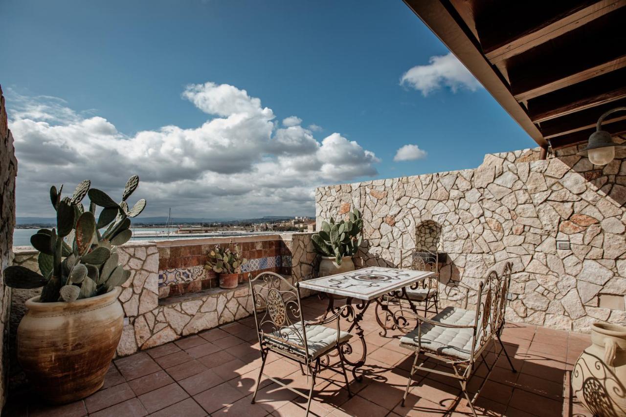 Bed and Breakfast Palazzo Giunta - Porta Marina Ortigia à Syracuse Extérieur photo
