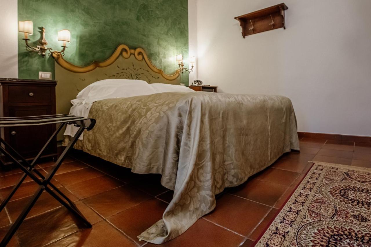 Bed and Breakfast Palazzo Giunta - Porta Marina Ortigia à Syracuse Extérieur photo