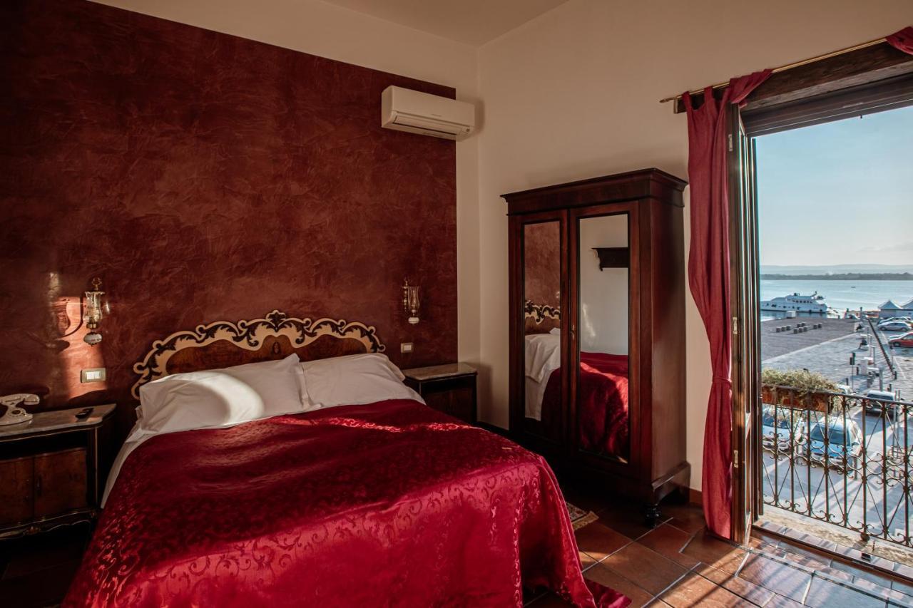 Bed and Breakfast Palazzo Giunta - Porta Marina Ortigia à Syracuse Extérieur photo