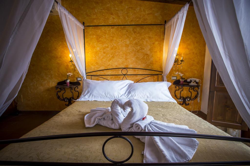 Bed and Breakfast Palazzo Giunta - Porta Marina Ortigia à Syracuse Extérieur photo